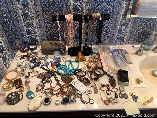 Gold, Sterling And Costume Jewelry A (1 of 43)