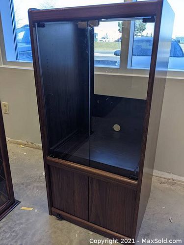 Lot #9 (1 of 3)