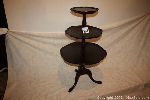 Lot #133 (1 of 6)