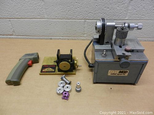 Max Mod Tire Turner And Misc. RC Car Parts (1 of 6)