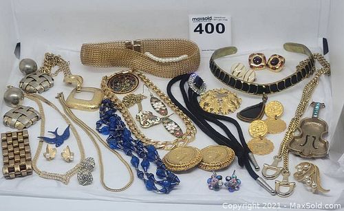 Lot #400 (1 of 18)