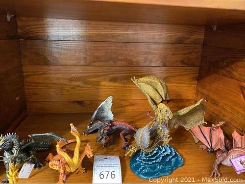 Lot #676 (1 of 8)