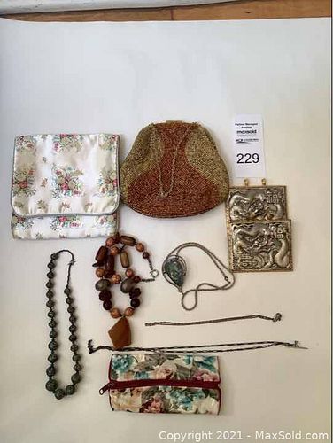 Lot #229 (1 of 4)