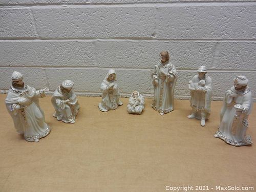 Lot #62 (1 of 8)