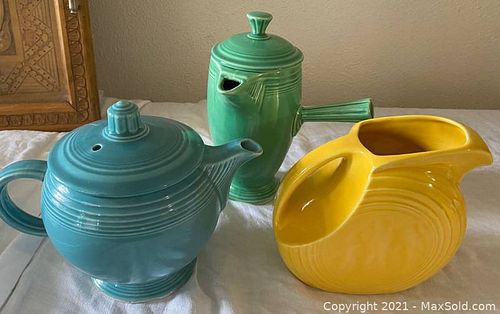 Fiesta Ware Teapot, Pitcher A (1 of 13)
