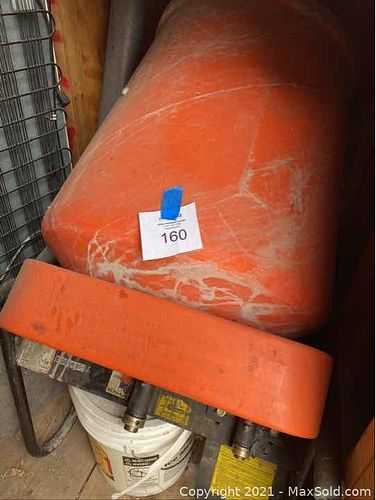 Lot #160 (1 of 4)