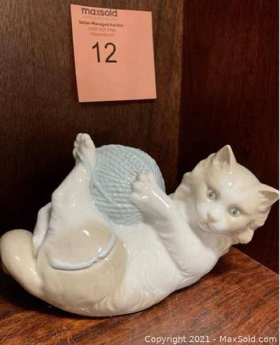 Lot #12 (1 of 7)