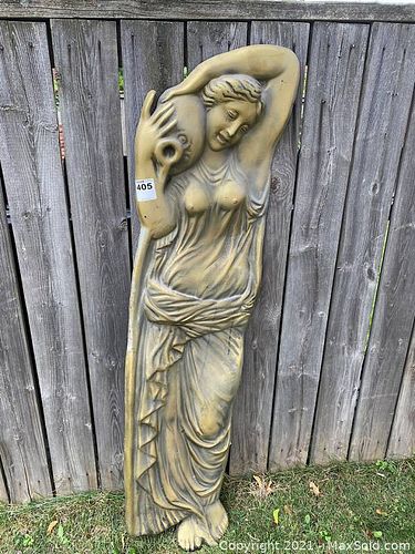 Lot #405 (1 of 9)