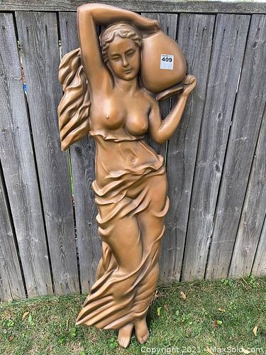 Lot #409 (1 of 8)