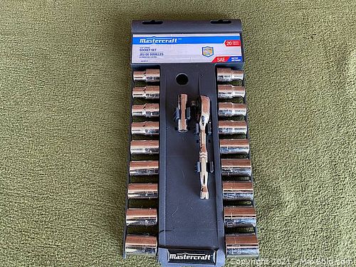 Lot #430 (1 of 6)