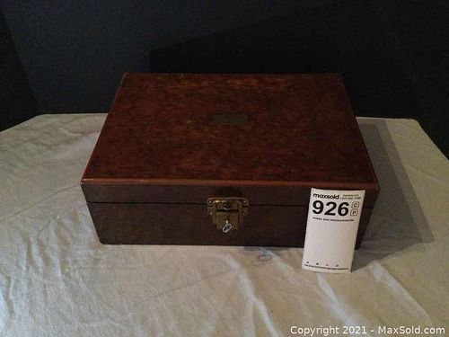 Lot #926 (1 of 13)