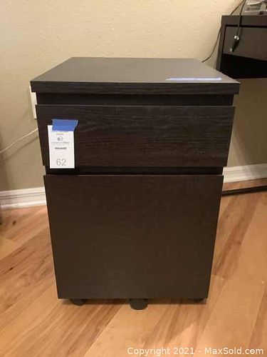Lot #62 (1 of 5)