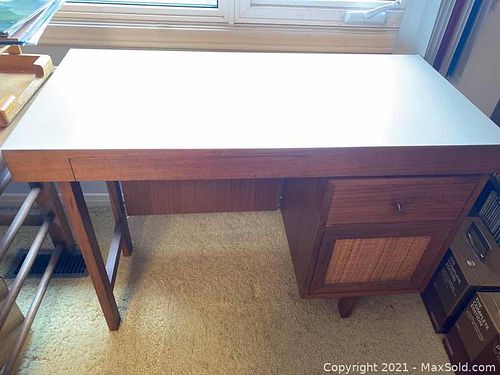 Lot #36 (1 of 7)