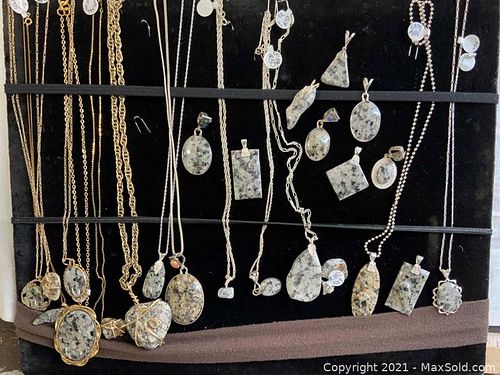 20+ Granite Pendants And Silver Chains (1 of 5)