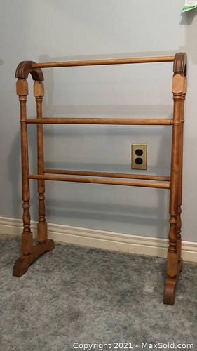 Lot #115 (1 of 7)