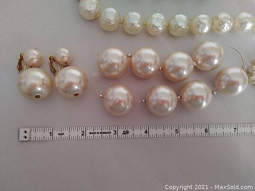 Lot #1003 (1 of 19)