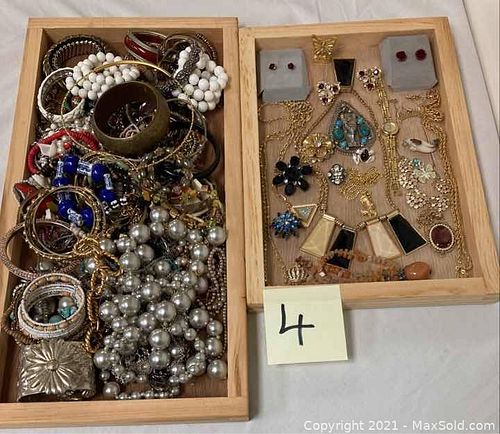 Lot #4 (1 of 17)
