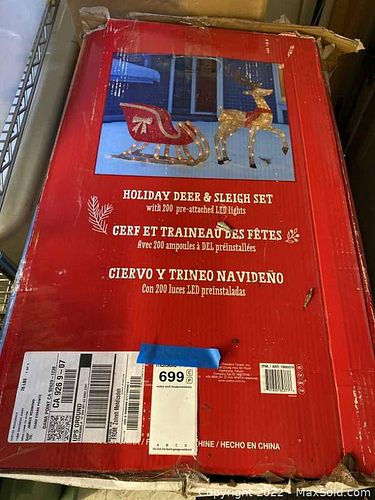 Lot #699 (1 of 6)