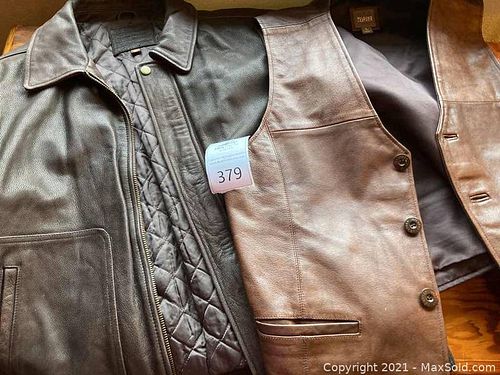 Lot #379 (1 of 12)