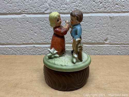 Lot #53 (1 of 6)