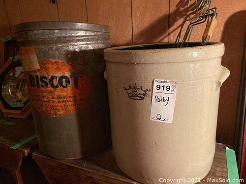 Lot #919 (1 of 10)