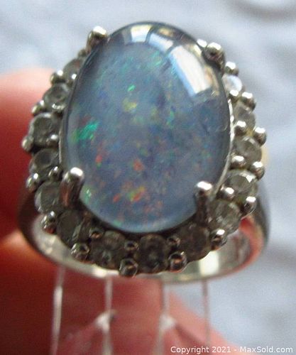 Contemporary Sterling Silver Opal & CZ Ring 6.3 Grams (1 of 6)