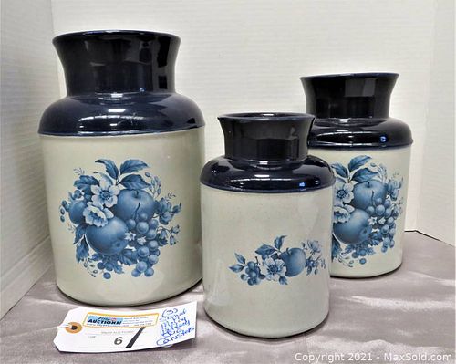 McCoy Blue Pottery Milk Jug Canisters Set USA (1 of 7)