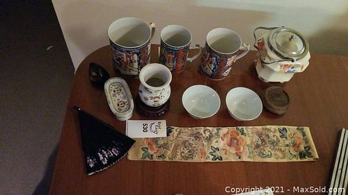 Oriental porcelain, silk and fan B (1 of 19)