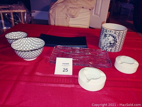 Lot #25 (1 of 4)