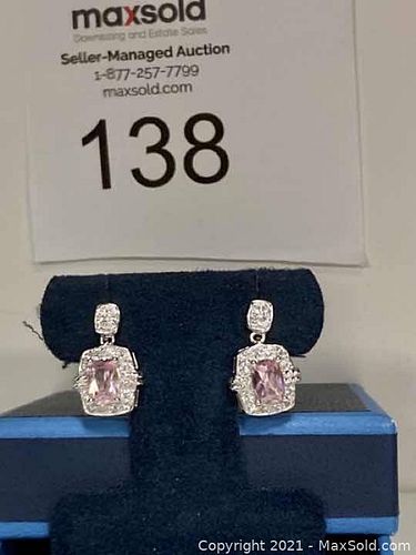 Lot #138 (1 of 4)