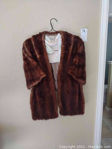 Lot #18 (1 of 10)