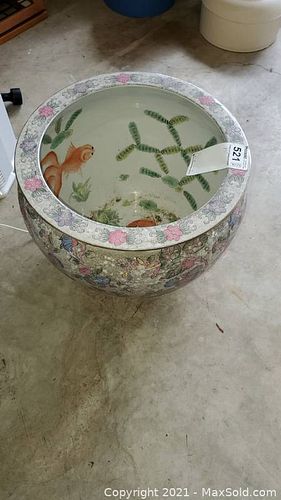 Lot #521 (1 of 4)