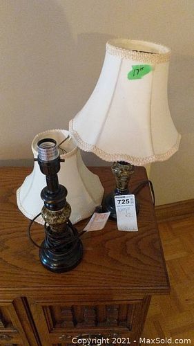 Lot #725 (1 of 6)