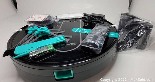 Deenkee robotic vacuum cleaner  (1 of 1)