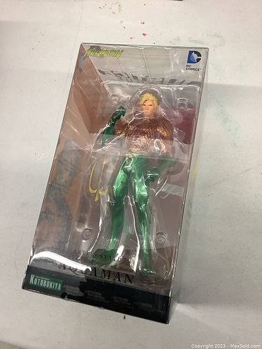 Lot #52 (1 of 5)