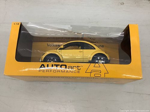 Lot #39 (1 of 6)
