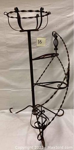 Lot #16 (1 of 9)