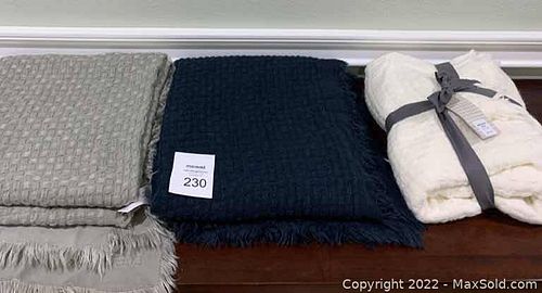Lot #230 (1 of 6)