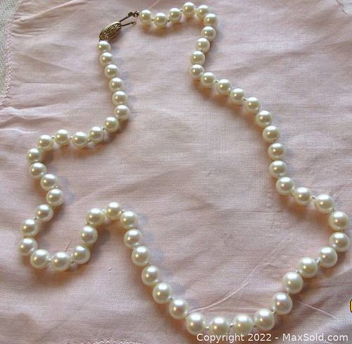14K YG Akoya Cultured Pearl Necklace (1 of 3)