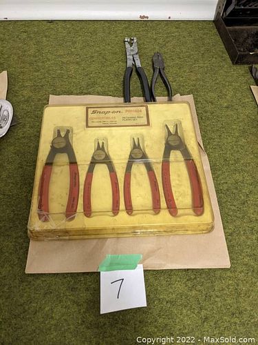 Lot #7 (1 of 5)