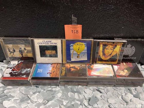 Lot #118 (1 of 9)