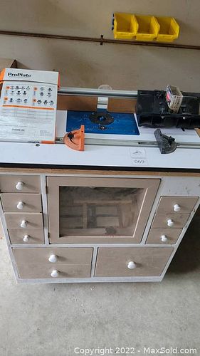 Router Table, Router, Cabinet & More (1 of 15)