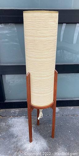 Vintage Mid Century Modern Large Rocket Lamp (1 of 5)