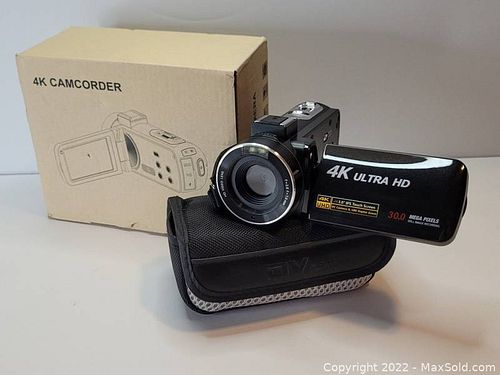 4K Ultra HD Video Camcorder (1 of 1)