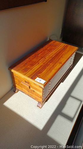 Lot #693 (1 of 13)