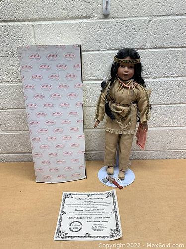 Lot #28 (1 of 10)
