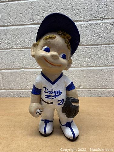 Lot #68 (1 of 10)