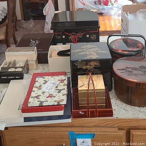 Lot #123 (1 of 10)