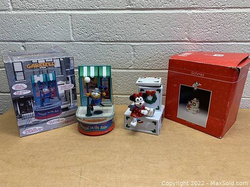 Lot #99 (1 of 11)