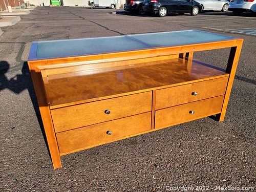 Very Nice TV Stand with Glass Top and Drawers - Great Condition (1 of 7)